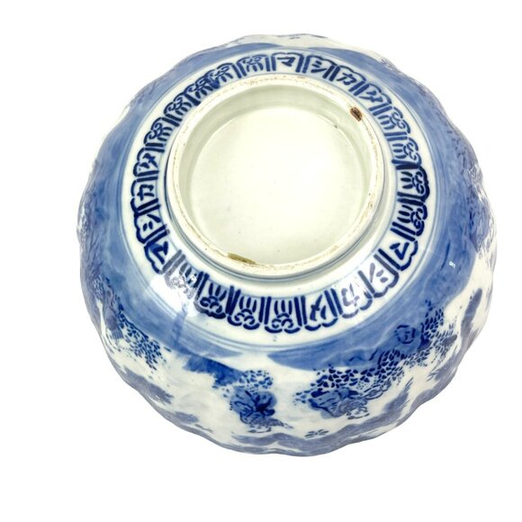 Japanese Century Blue and White Katagami Porcelain Bowl - Picture 9 of 9